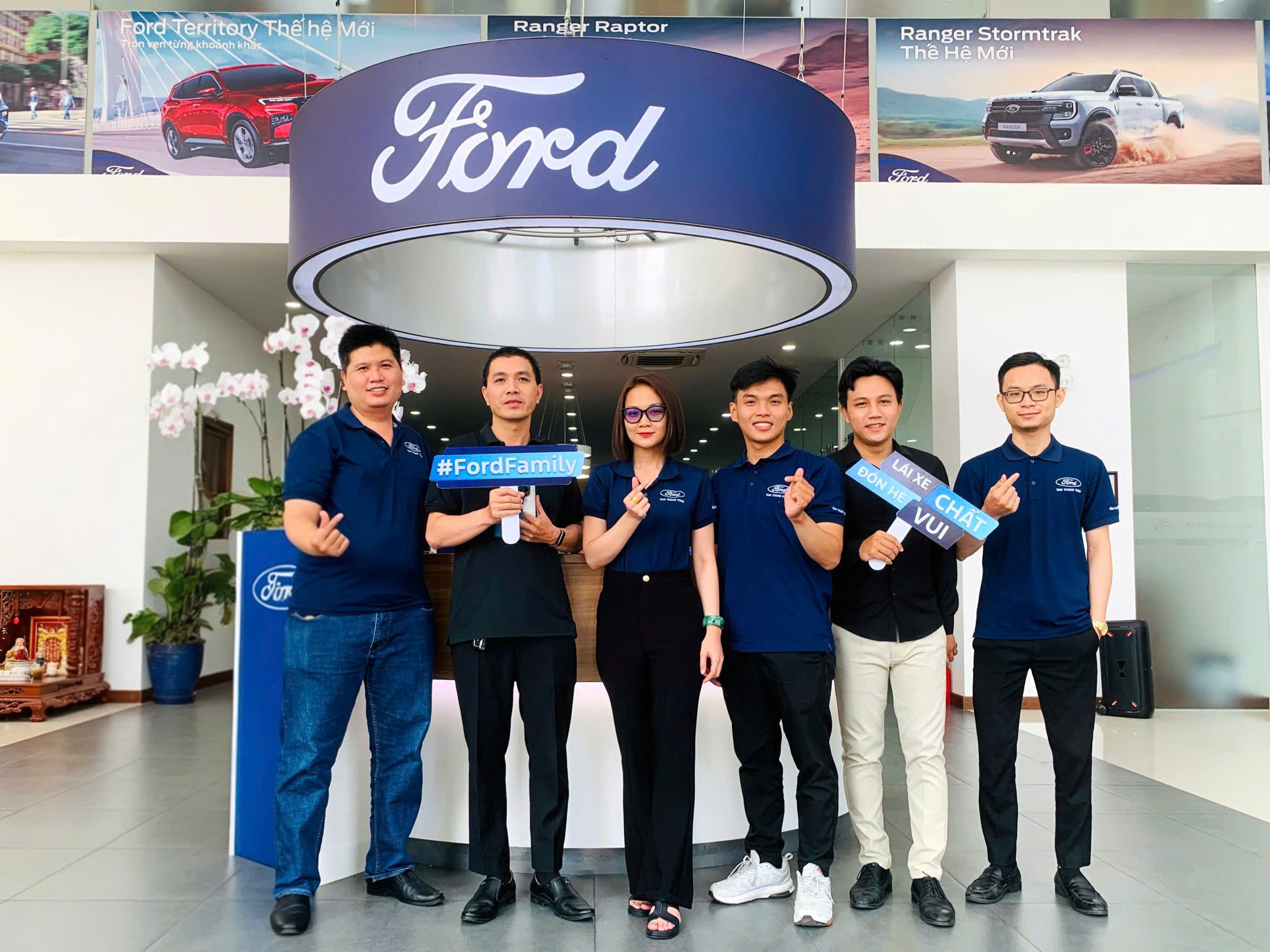 Nguyễn Hữu Loáng - Tư Vấn Bán Hàng tại Tân Thuận Ford