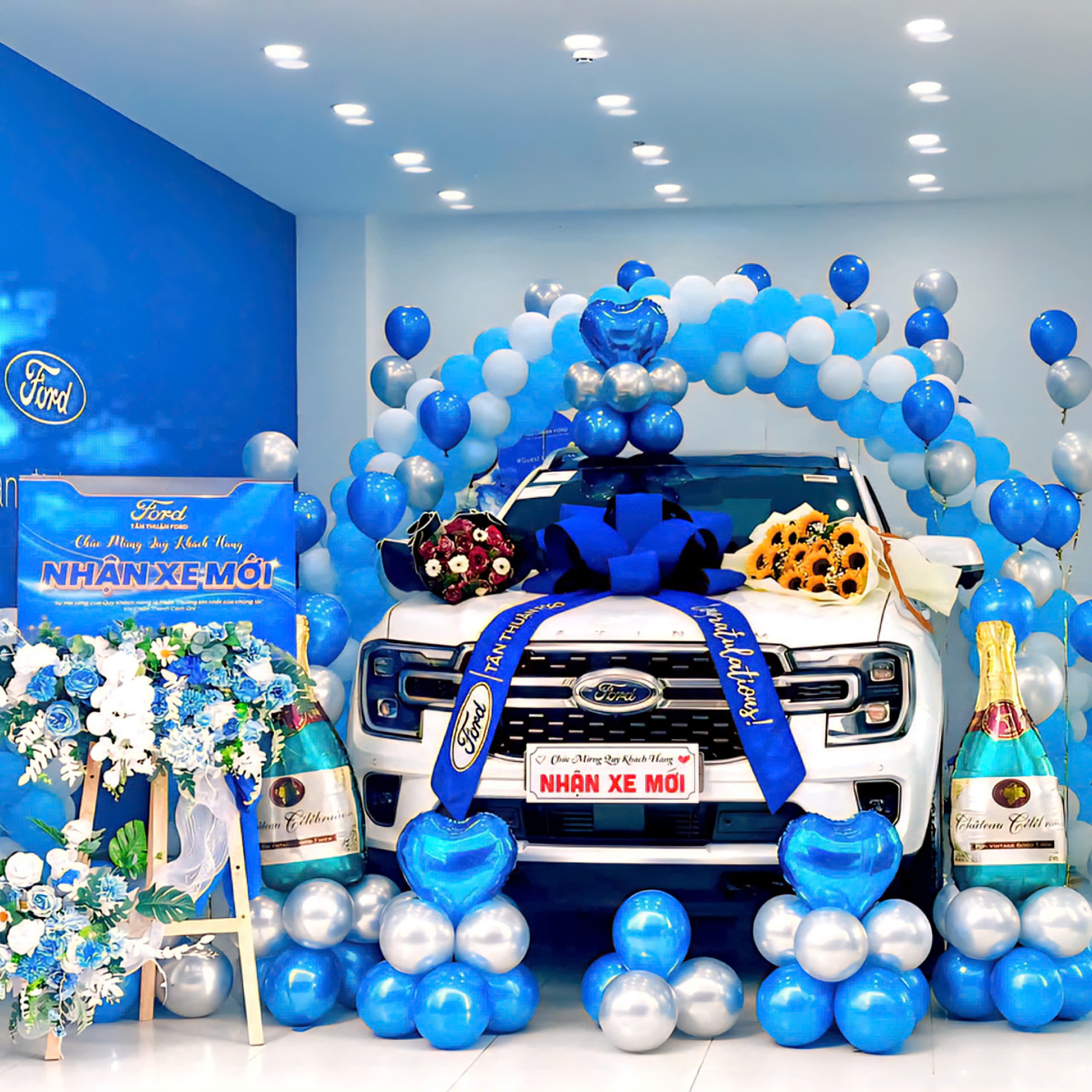 Ford Everest 2025: Phân Tích Các Phiên Bản và Giá Bán